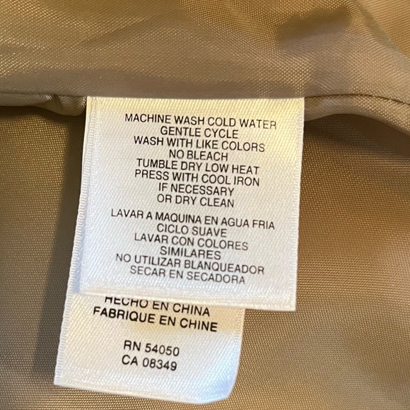 Evan Picone Tan Blazer with Notched Lapels and Tailored Fit - Picture 7 of 7